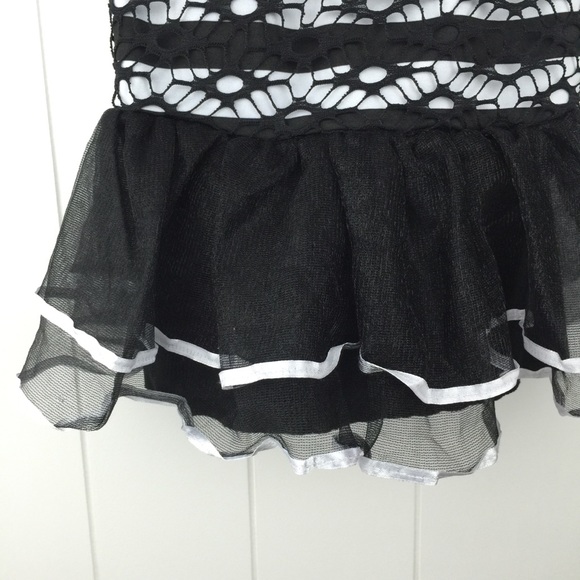 Skull Dress Halloween Costume Size M(8-10) - Picture 4 of 5